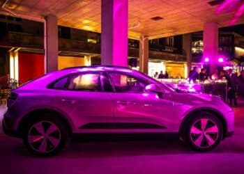 Revolución eléctrica: Porsche presenta el Macan BEV