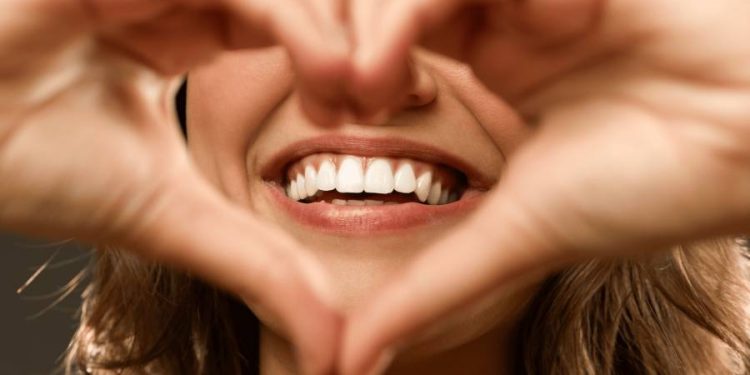 Innovación y tecnología en la odontología estética de Colombia