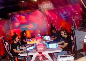 Fútbol y videojuegos, la experiencia omnicanal en el FestiGame Itaú 2024