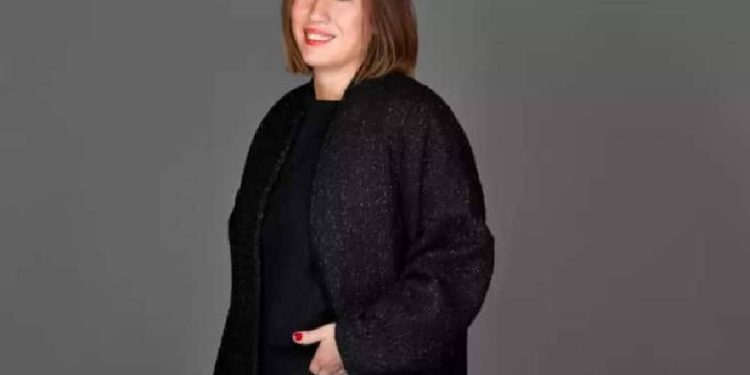 Candela Arias asume liderazgo en Carrefour España