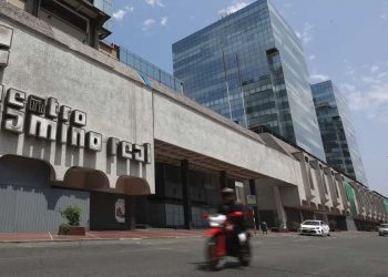 Centro Comercial Camino Real San Isidro