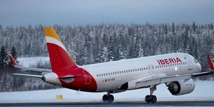 Conexiones Navideñas: Viajes con Iberia 2024