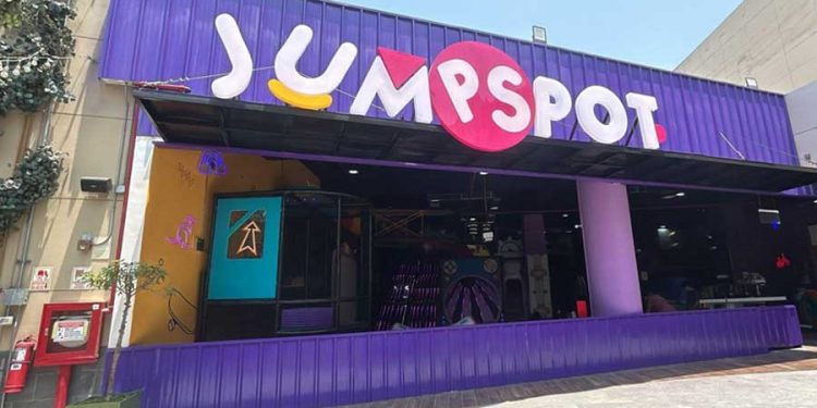 Jump spot Mall Aventura Santa Anita