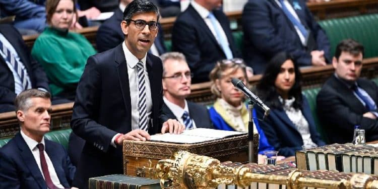 La Moda en el Reino Unido Bajo Presión Fiscal