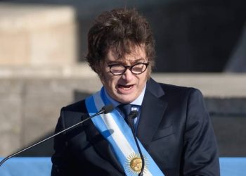 Milei elimina el Impuesto País y abre nuevos desafíos para Argentina