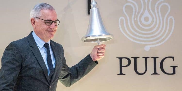 Puig Retira Lotes de Charlotte Tilbury por Problemas de Calidad