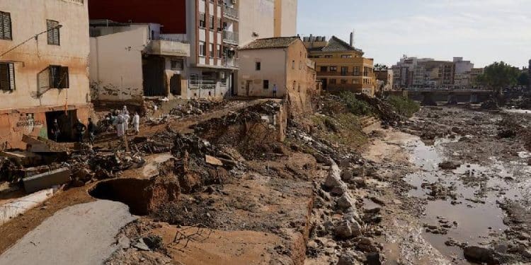 Recuperación en Valencia: El 40% de bares afectados por la Dana podrán reabrir