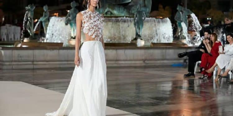 Resurgimiento de Valencia: Moda y Esperanza