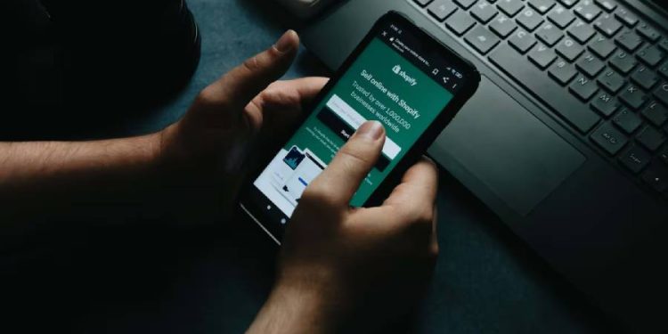 Shopify Registra un Salto del 52% en Ventas Durante el Black Friday en España
