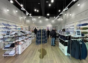 Apertura de la primera tienda de Camicissima en España, ubicada en La Torre Outlet Zaragoza.