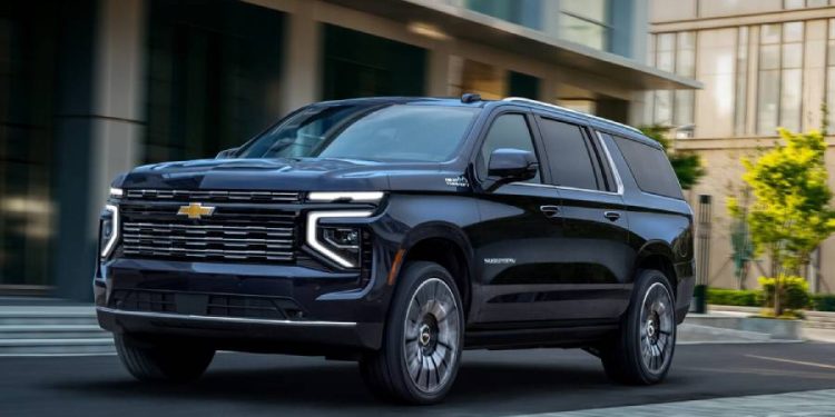Chevrolet Suburban celebra su 89º aniversario con la presentación de su modelo 2025 en México