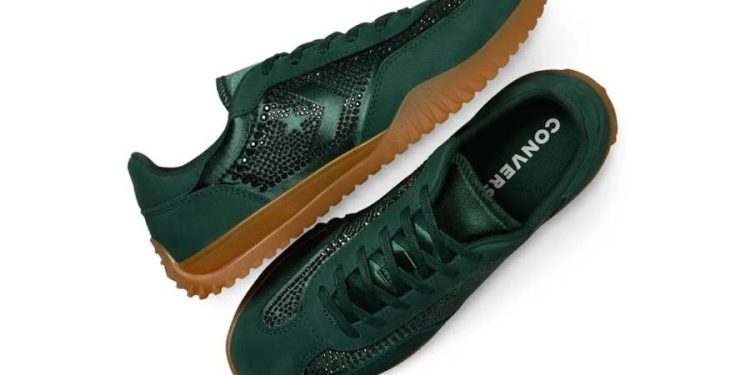 SWAROVSKI RECUBRE DE CRISTALES LAS CONVERSE RUN STAR TRAINER