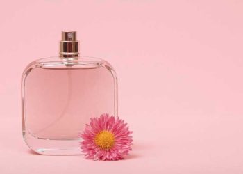 fragancia perfume en frasco