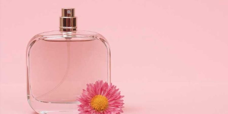 fragancia perfume en frasco