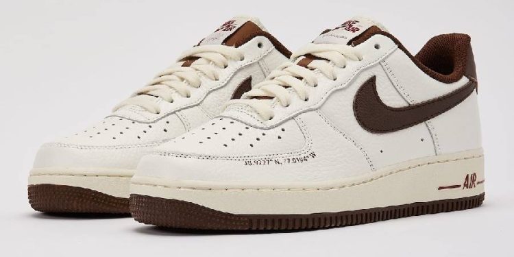 Las Nike Air Force 1 Low “Yardrunner” son las zapatillas perfectas para lucir el color Pantone de 2025