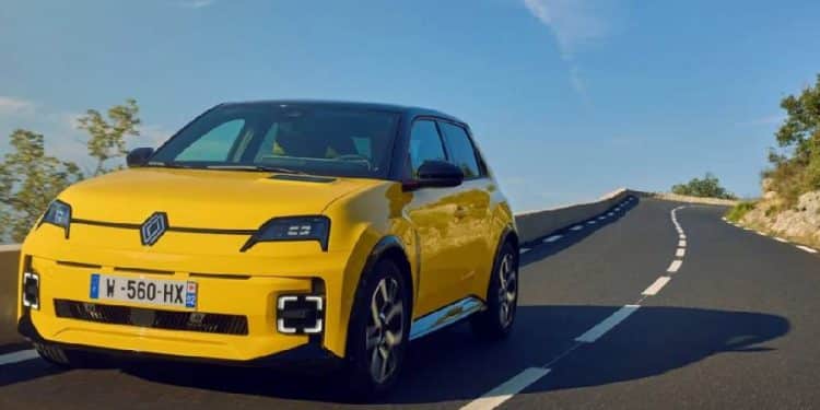 El Renault 5 gana el Premio ABC al Mejor Coche del Año 2025