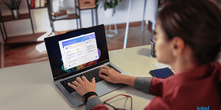Lenovo revoluciona el CES 2025 con innovación impulsada por IA