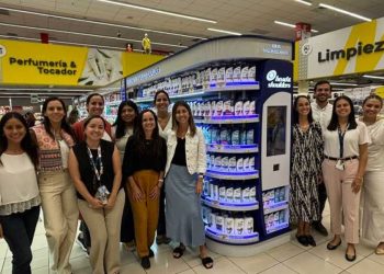 Anaqueles interactivos de Procter and Gamble en Supermercados Metro