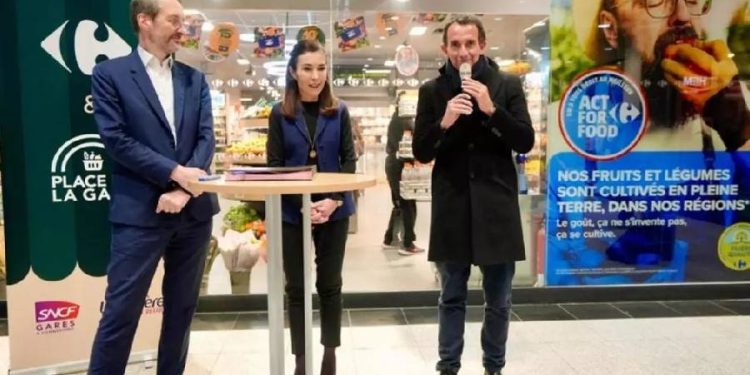 Carrefour apuesta por la proximidad con nuevas tiendas en estaciones de tren en Francia
