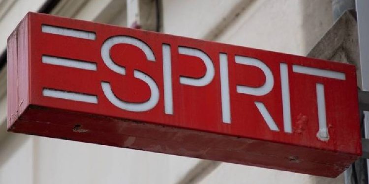 Esprit en crisis: Licencia a Deichmann en suspenso
