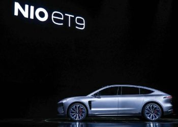 Nio revoluciona el mercado automotriz con su berlina eléctrica de lujo