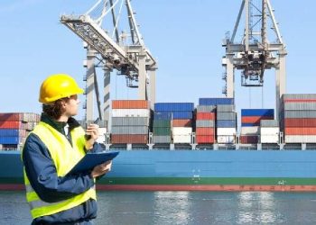 Peligro en los puertos: estibadores y patronal en tensión