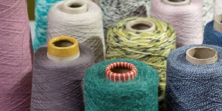 Repunte sutil en precios del textil en España