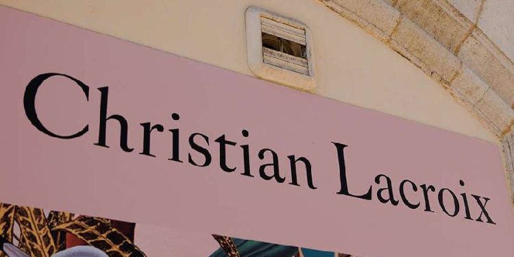 Sociedad Textil Lonia adquiere Christian Lacroix