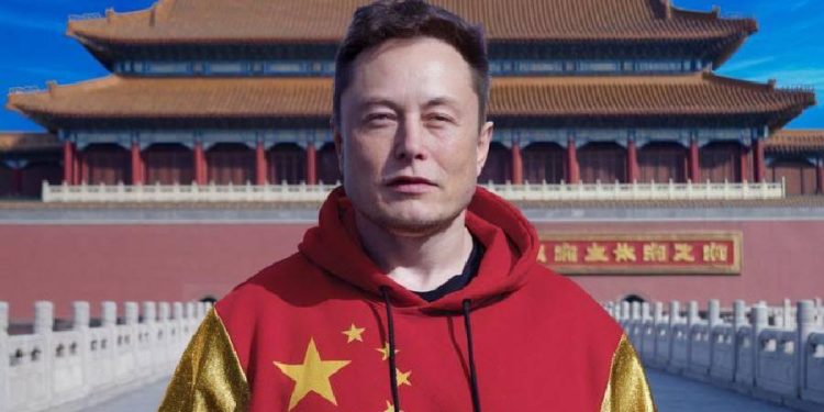 Tesla en la Encrucijada: ¿El Futuro de Musk en Juego?
