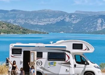 Empresa española factura más de 1 millón de euros al año con el alquiler de motorhomes de lujo