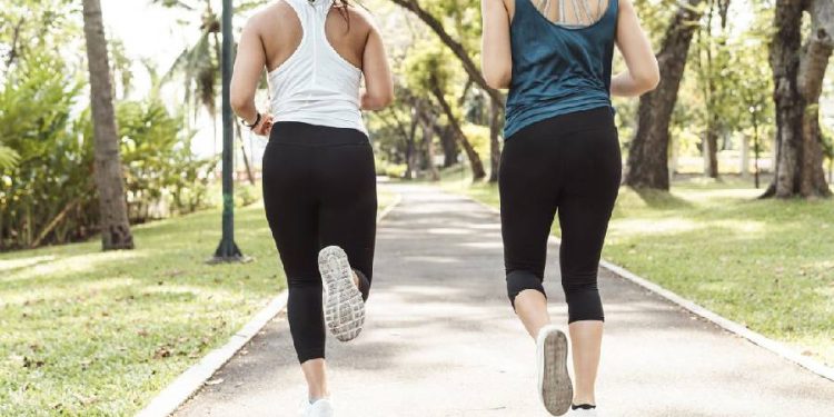 Las reinas del running: Descubre las 10 mejores zapatillas para mujer de 2025
