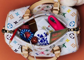 Colaboración entre Takashi Murakami y Louis Vuitton marcó un hito en la historia