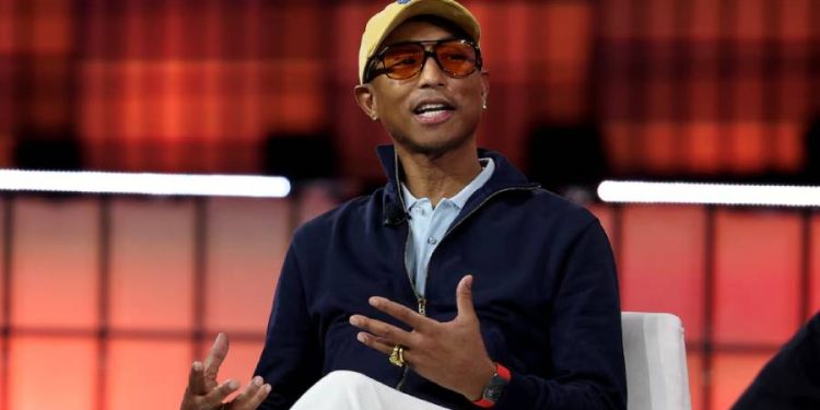 Más que música: Pharrell Williams redefine el lujo en Louis Vuitton