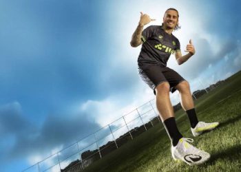 Decathlon eleva su apuesta por el fútbol de élite con el patrocinio de Antoine Griezmann
