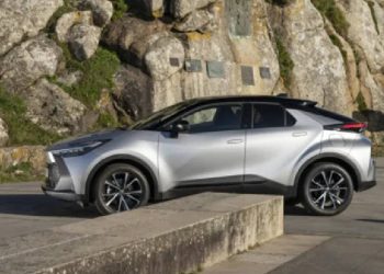 El Toyota C-HR 2025 es un claro ejemplo de cómo la innovación