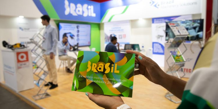 Estrategias avanzadas de exportación, fabricantes brasileños de maquinaria textil