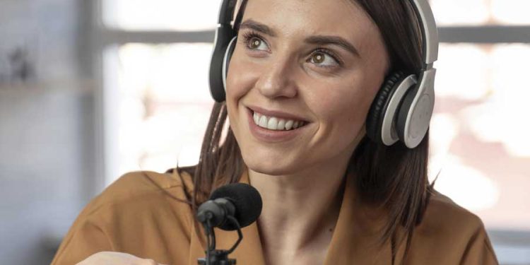 Día Mundial de la Radio mujer podcast
