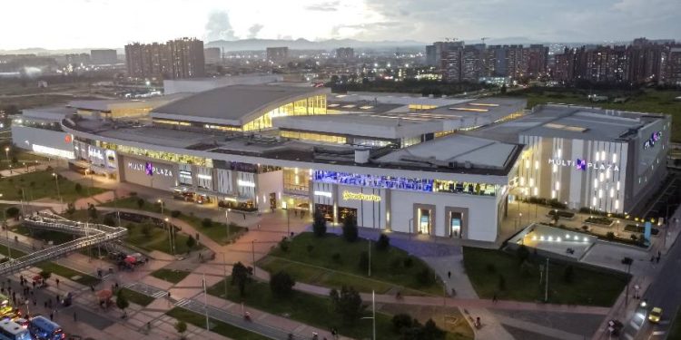San Valentín impulsa el sector retail en Bogotá, Multiplaza registra afluencia