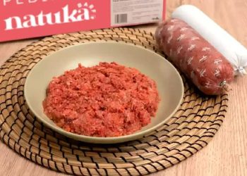 La comida para mascotas de Natuka triunfa en retail y crece rápido