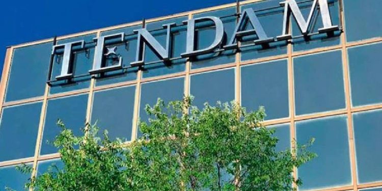 Tendam: la familia real de Abu Dabi adquiere el control