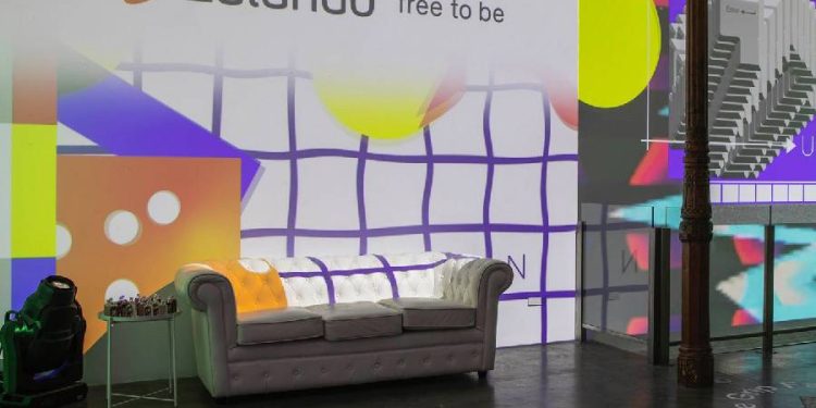 Zalando regresa a la calle con un Pop Up innovador en Madrid