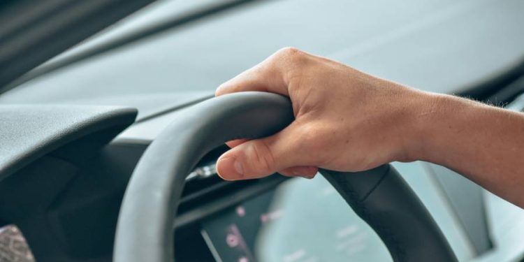Permiso de circulación 2025: ¿Tienes un auto eléctrico? Estos son los nuevos detalles que debes tener en consideración