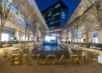 BVLGARI lanza campaña revolucionaria para celebrar el amor: B.UNPLUGGED