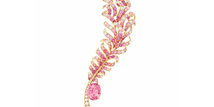 «Plume»: La nueva colección de Alta Joyería de Chanel que te hará volar