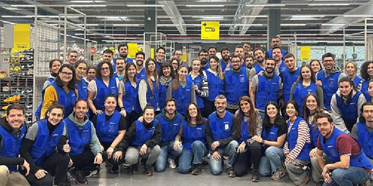 Decathlon reabre sus puertas en Alfafar (Valencia) con su nueva imagen