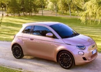 Conquista el verano en Chile con el FIAT 500E