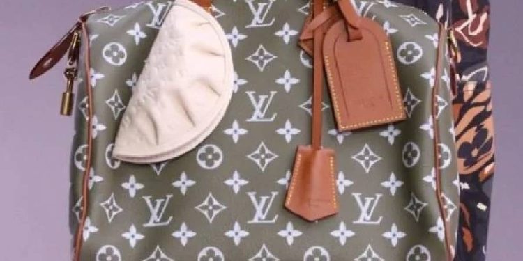 ¡Louis Vuitton se inspira en la gyoza! Lanzan accesorios únicos