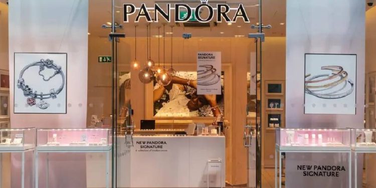 Tous, Swarovski o Pandora: ¿Cuál es el mejor regalo para San Valentín?