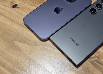 samsung s25 vs iphone 17