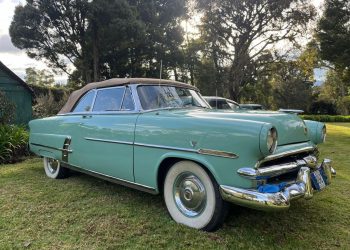 La exhibición gratuita de autos clásicos que revive la historia del automóvil